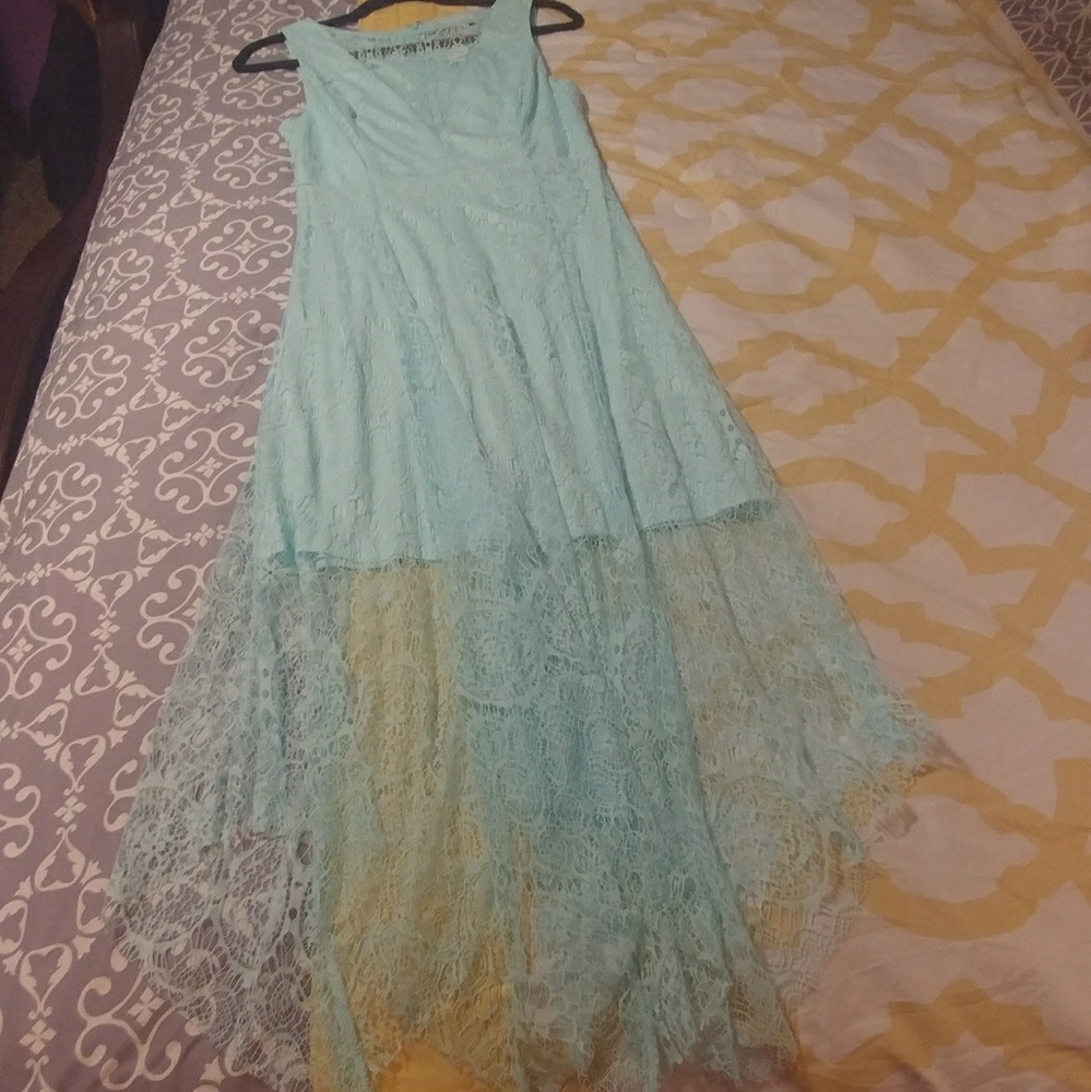 Dress - Picture 2 of 3